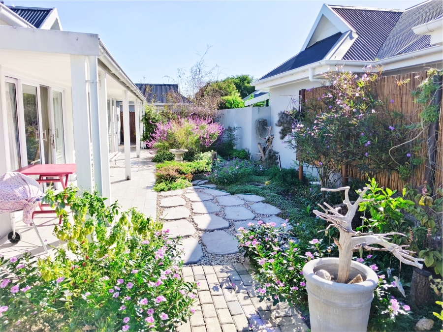 2 Bedroom Property for Sale in The Village Western Cape